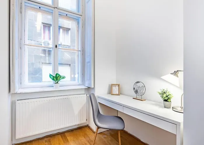 Apartament Cityscape Budget Heaven *